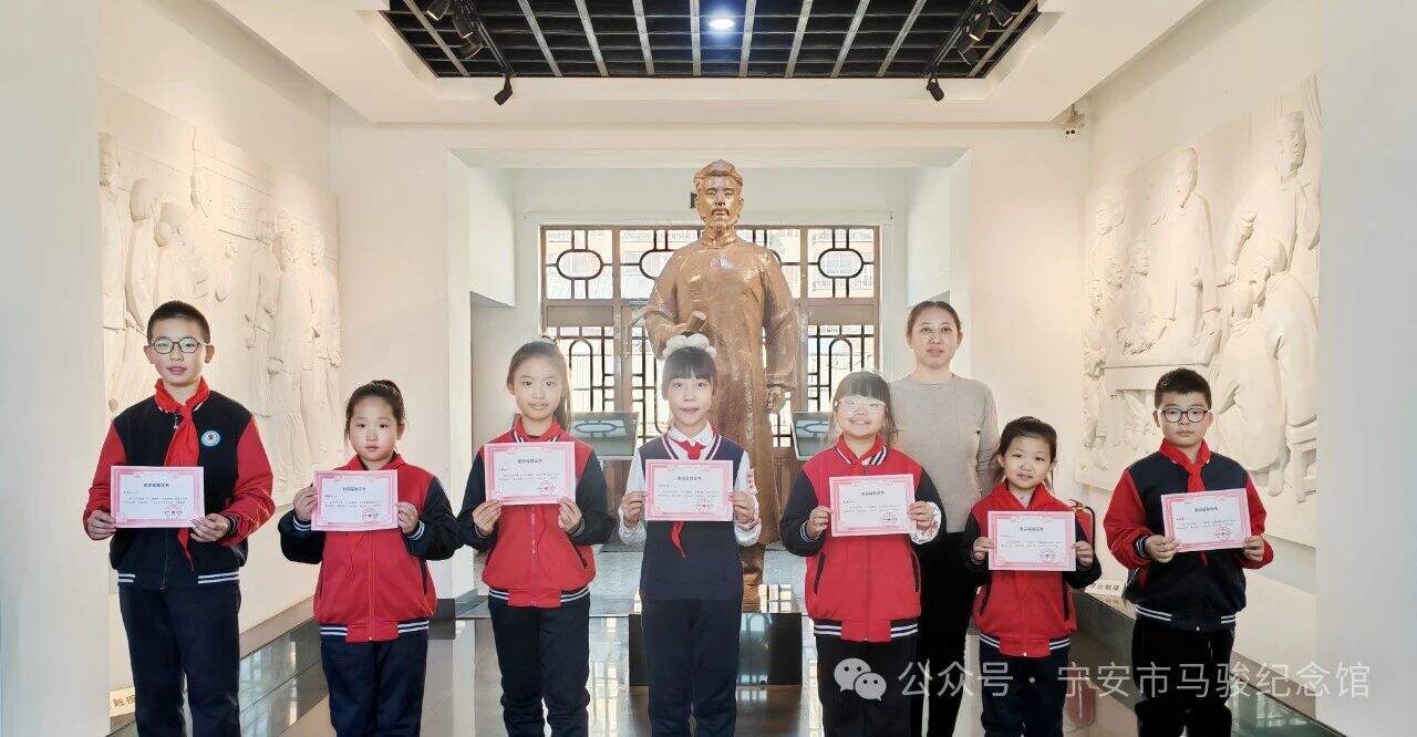 adc9f456a081daa74f070ee2e2229ed4.jpg