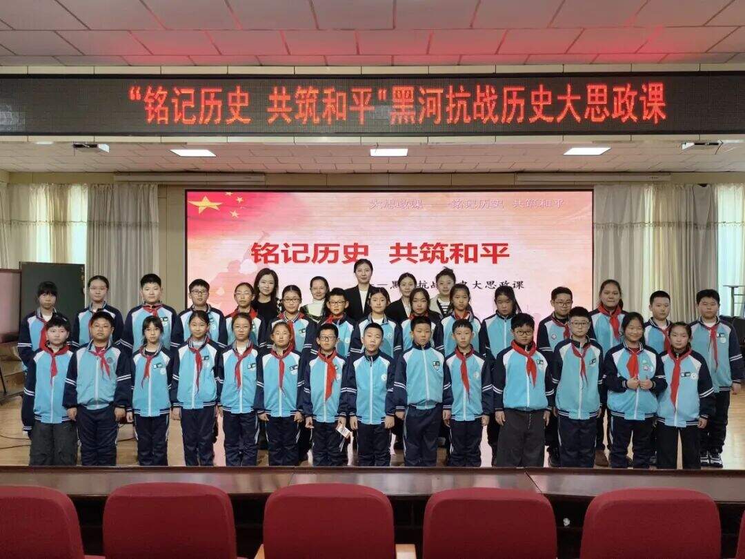 c64ec6d6e4c52c49cea669da5a9108a6.jpg