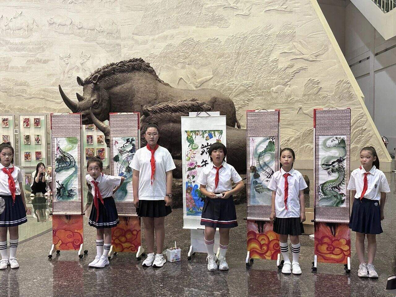 6d1a4043c6e00eac9c755324ea4d3886.jpg