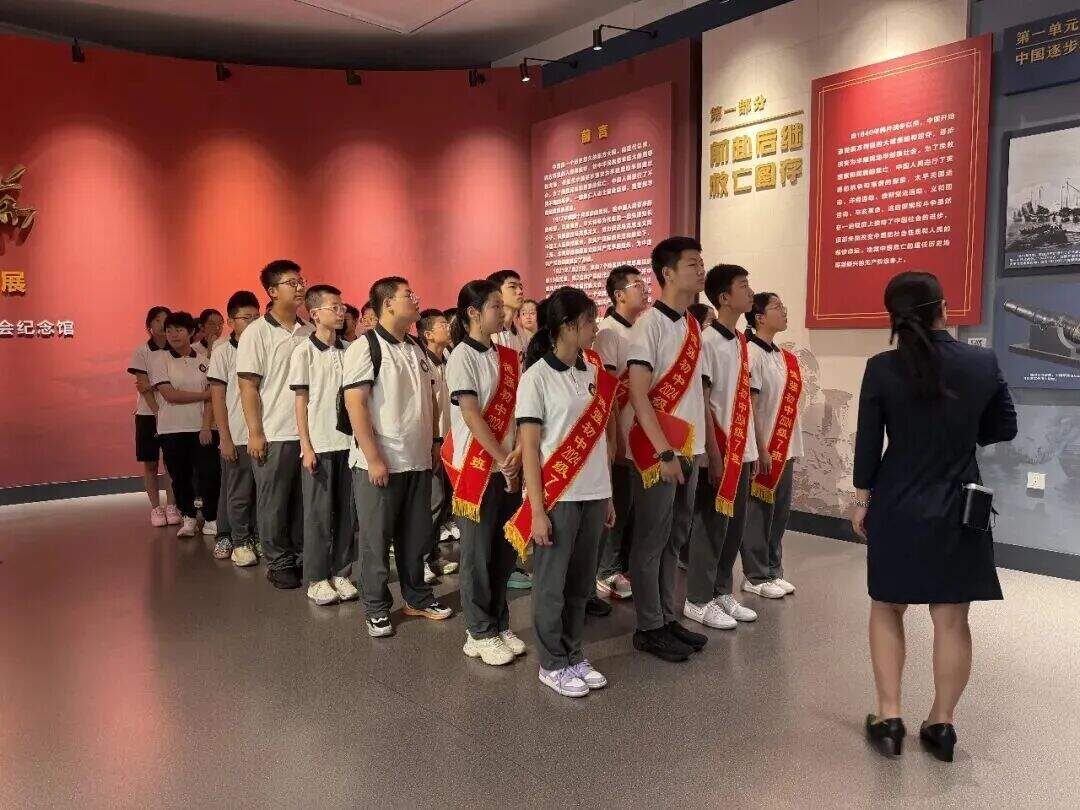 7277a7d3dda188e24f598b8aeb194750.jpg