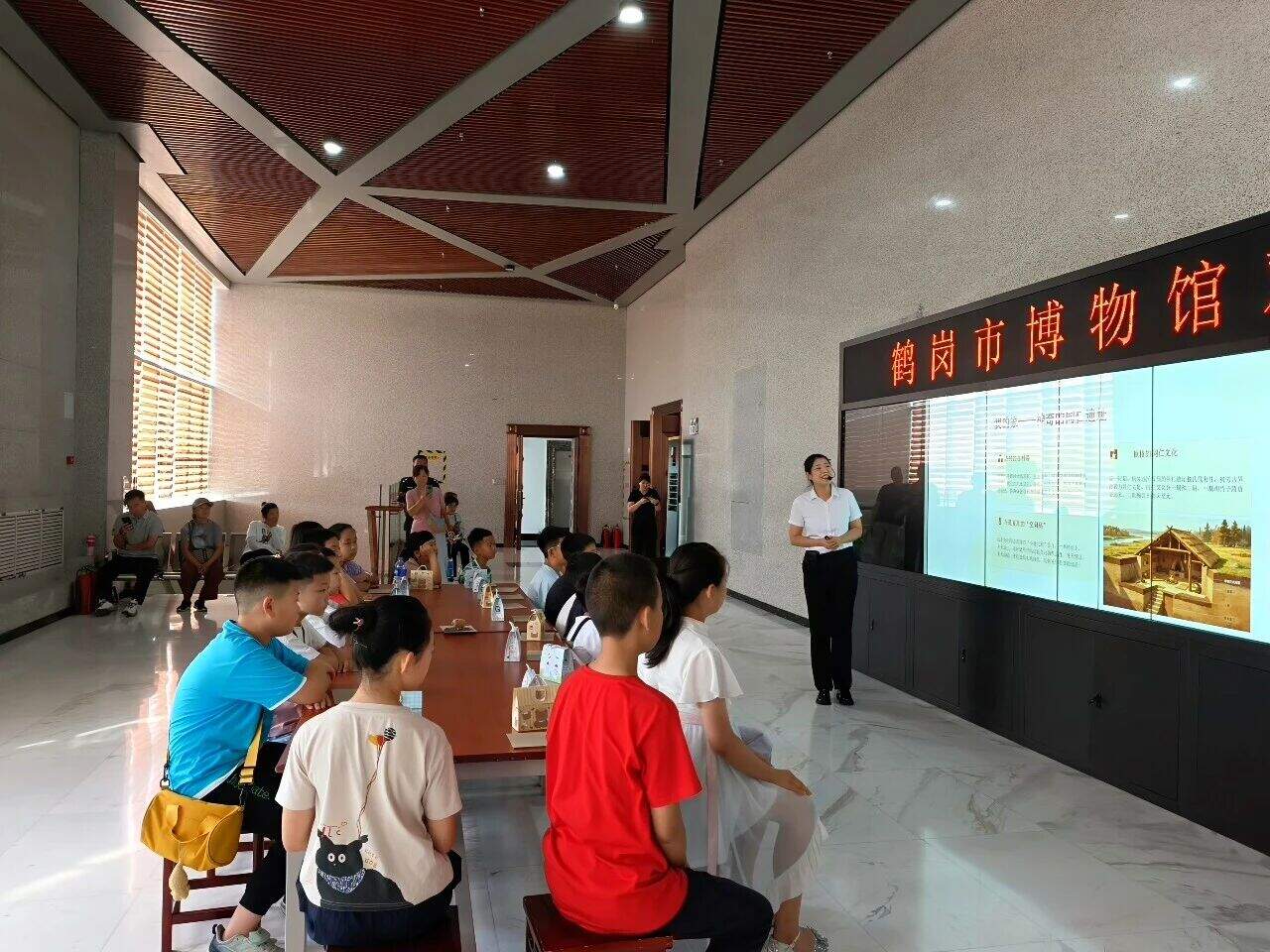 bac56c984f4577dfb452552edbfe3d6f.jpg