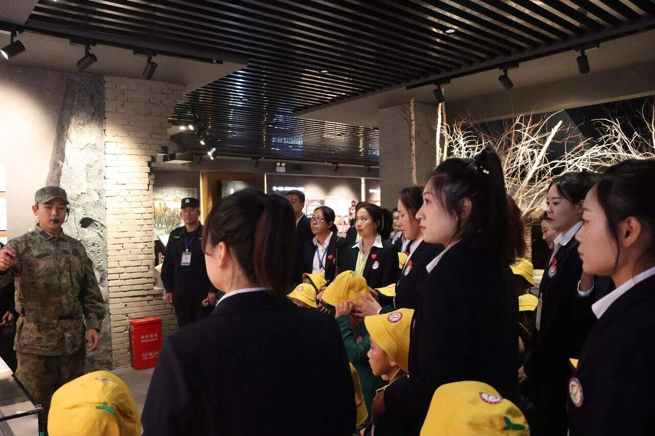 caf7b5855bd1bb89a26cddd3734afaa6.jpg